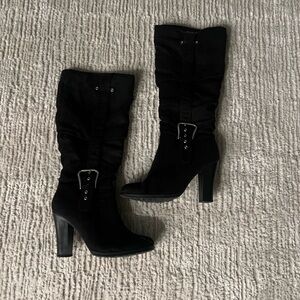 Elegant Black Heeled Boots